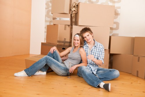 Moving truck arranged for local relocation in Crayford