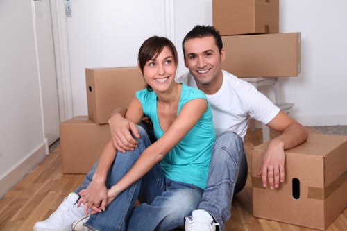 Van transport service for household and business items in Crayford